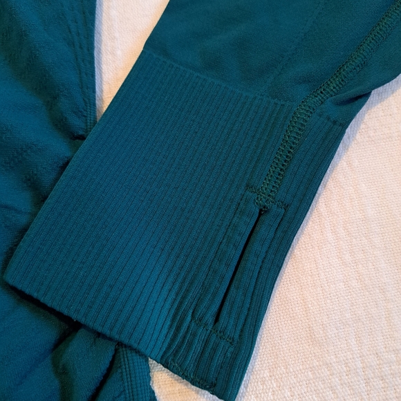 Athleta women's size Medium shirt long sleeve top dark teal green ruched sides - Picture 2 of 8
